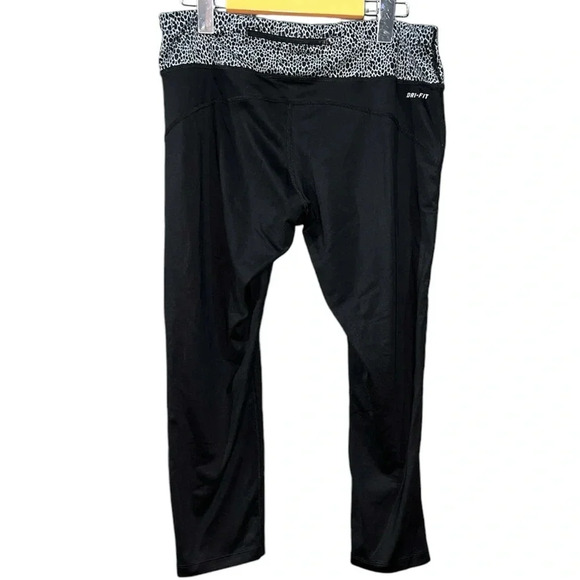 Nike Women's Dri-Fit Running Training Capri Tights Black Print size Large - Picture 8 of 8